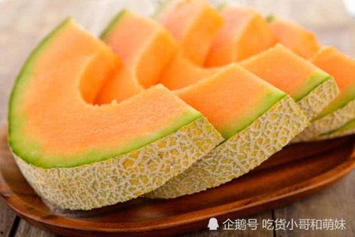冰冻哈密瓜吃货视频,哈密瓜美食之旅